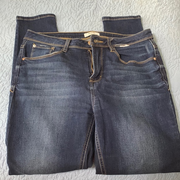 Kensie Denim - Kensie dark wash, skinny, ‘High Roller’ high rise jeans sz 8/29